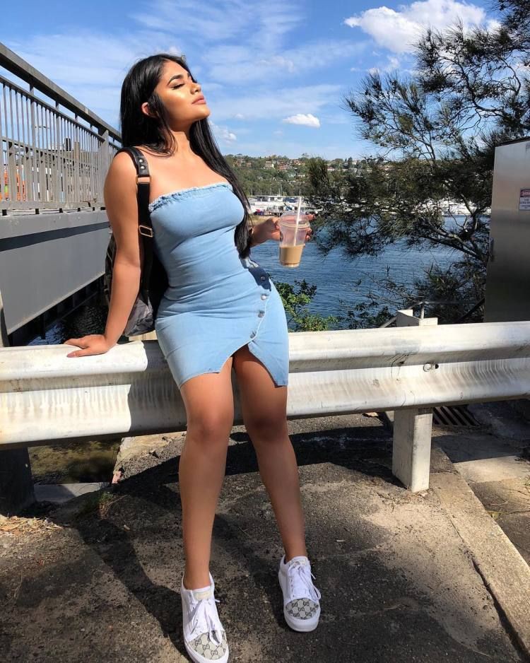 Strapless denim mini bodycon dress: Bodycon dress,  Denim skirt,  Strapless dress,  Hot Girls,  Long hair,  Denim Top  