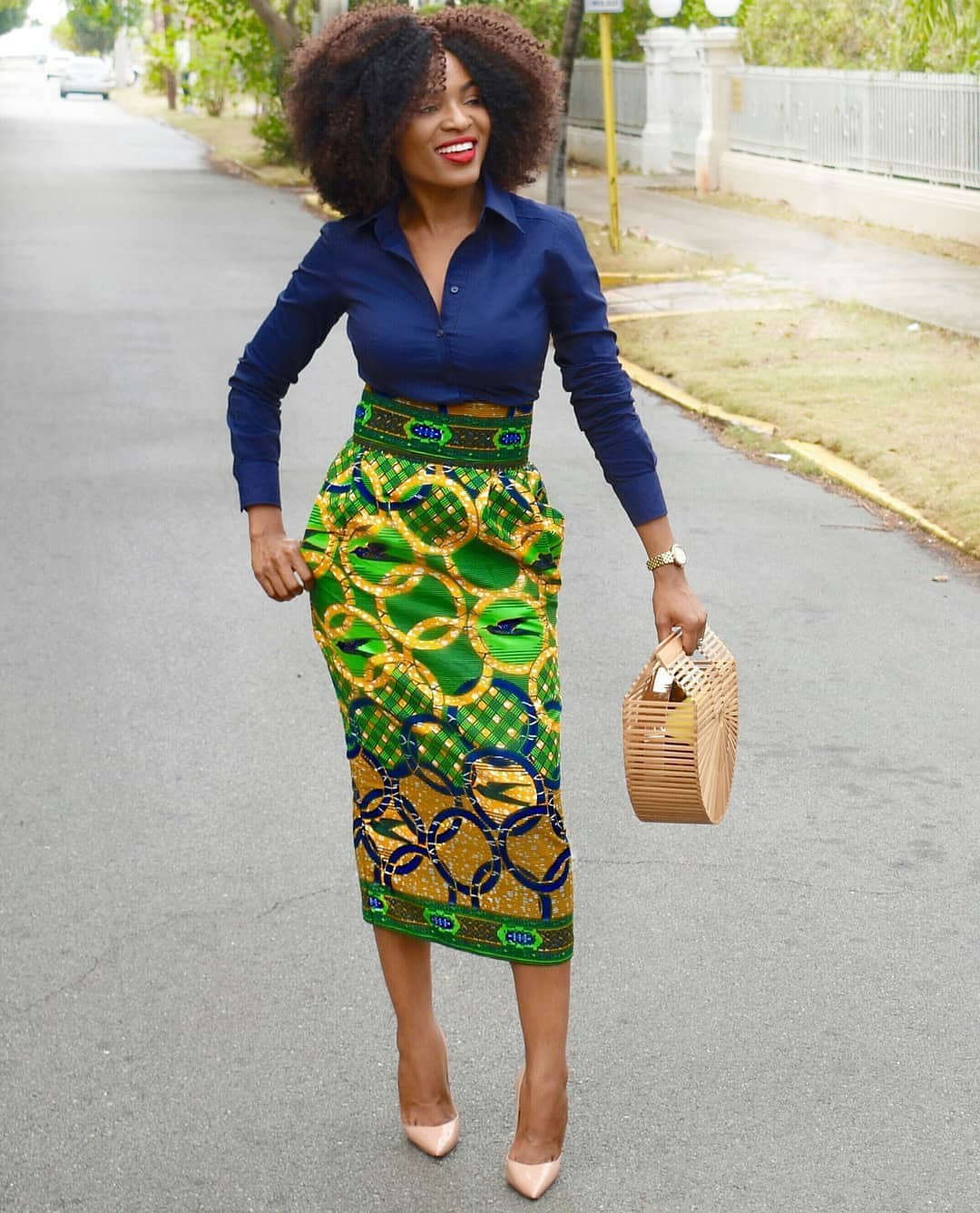 Pretty Afro Get-Up Inspo For Woman: African Clothing,  Ankara Outfits,  Ankara Dresses,  African Outfits,  Printed Ankara,  African Dresses,  Ankara Inspirations  