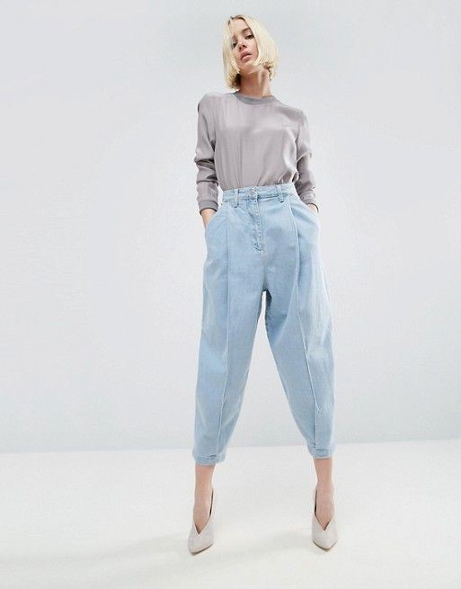 White and blue colour outfit, you must try with mom jeans, trousers, jeans: Mom jeans,  fashion model,  White And Blue Outfit,  Twinset Slouchy Jeans,  Slouchy Pants  