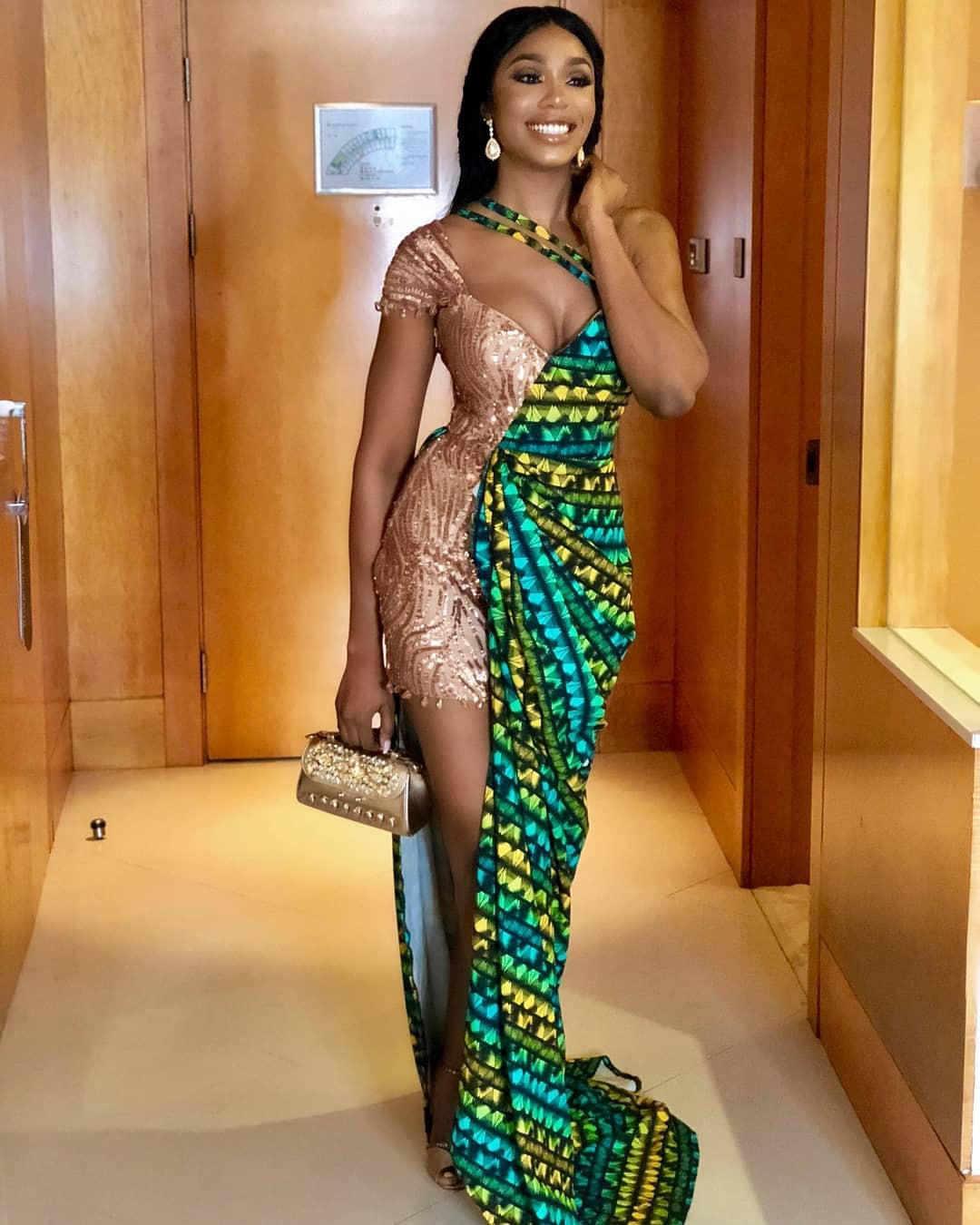 Latest African Dress Inspo For Black Women: African fashion,  Ankara Dresses,  Ankara Fashion,  Ankara Outfits,  Colorful Dresses,  Printed Ankara,  African Dresses  
