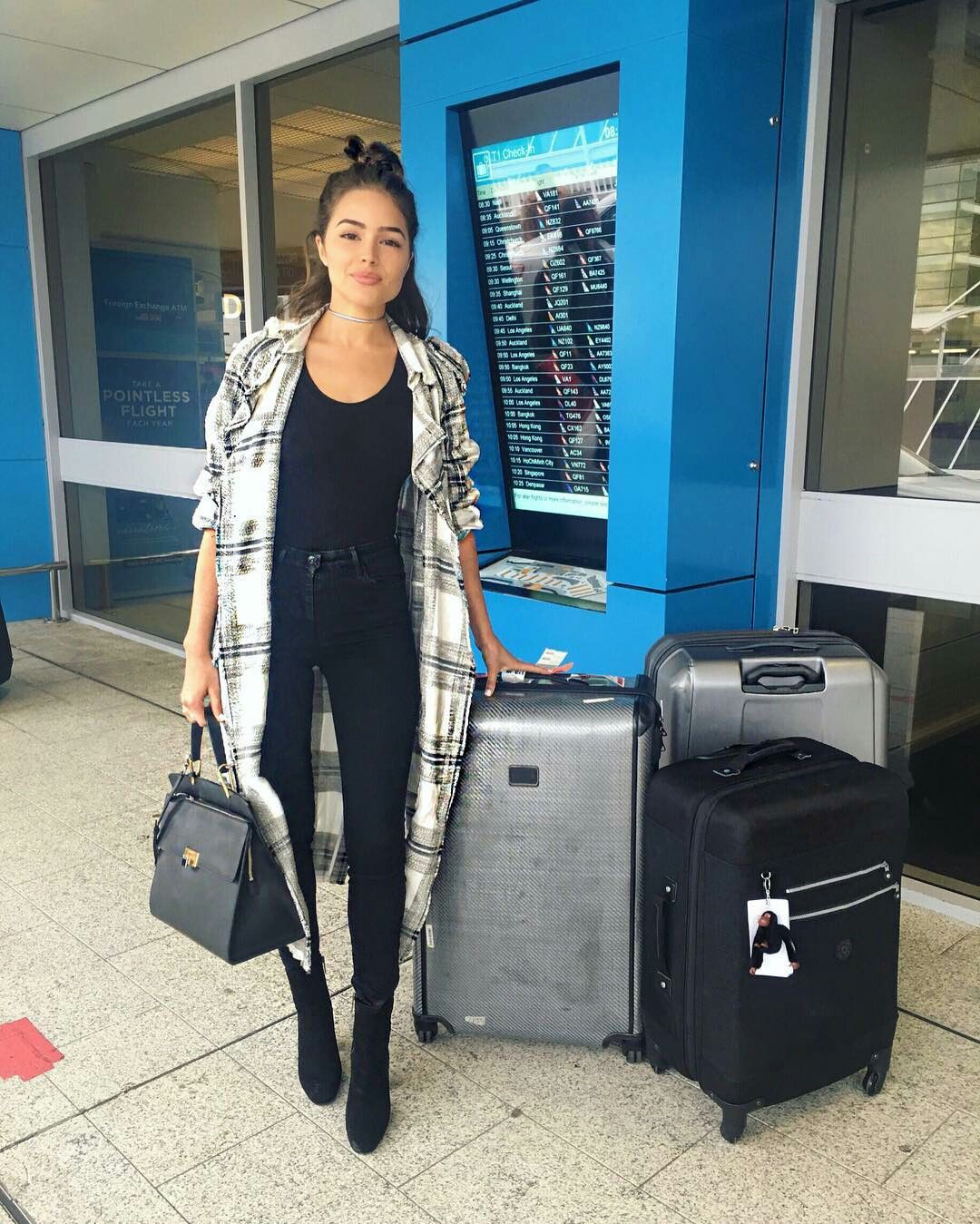 Olivia culpo airport style, olivia culpo, hand luggage: Olivia Culpo,  Airport Outfit Ideas  