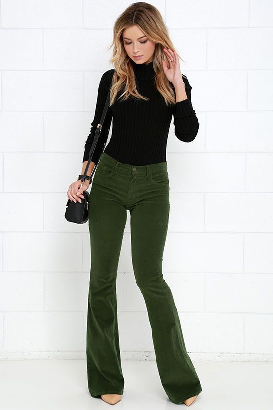 Green corduroy pants outfit women: Crop top,  fashion model,  Capri pants,  Bell Bottoms,  Khaki And Green Outfit,  Corduroy Pant Outfits  