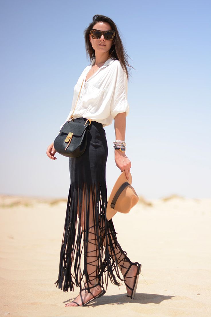 Long fringe skirt outfit, street fashion, fashion model, formal wear: fashion model,  Formal wear,  Street Style,  Brown And White Outfit,  Fringe Skirts  