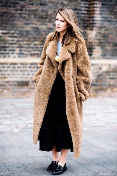 Brown colour outfit, you must try with fashion accessory, fur clothing, overcoat: Fur clothing,  fashion model,  winter outfits,  Teddy bear,  Fashion accessory,  Street Style,  Brown Outfit,  Furry Coat,  Wool Coat,  Winter Coat  
