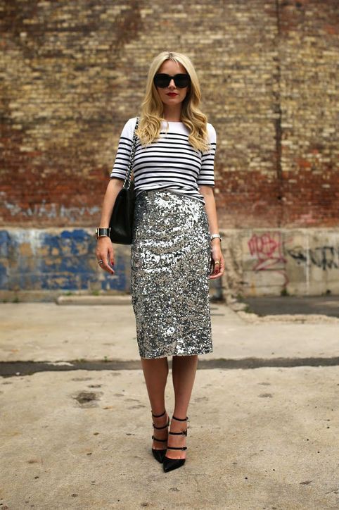 Sequin skirt outfit ideas black and white, street fashion: Pencil skirt,  T-Shirt Outfit,  White Outfit,  Sequin Dresses,  Street Style,  Black And White,  Sequin Skirts  