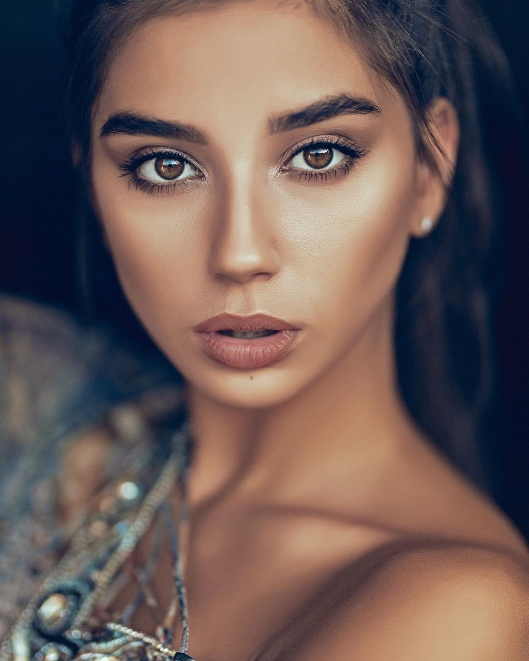 Maja Strojek Pretty Face Glossy Lips Cute Mod