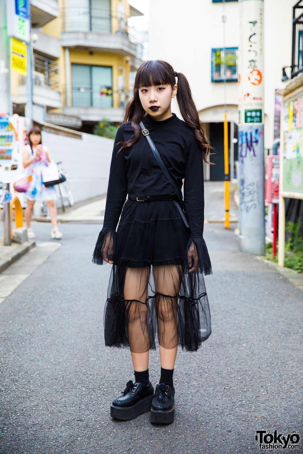 17 year old japanese high schooler: Street Style,  Japanese Street Fashion,  Creepers Outfits  