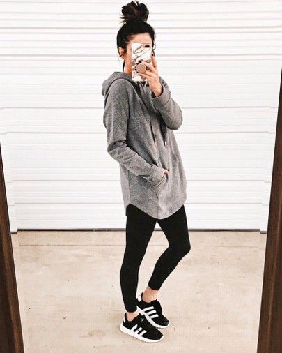 18 Cute Leggings Outfits - How to Wear Stretch Pants in 2022