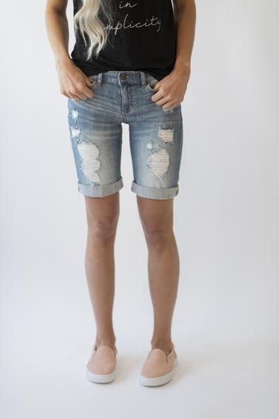 Colour outfit with bermuda shorts, shorts, jeans: Bermuda shorts  