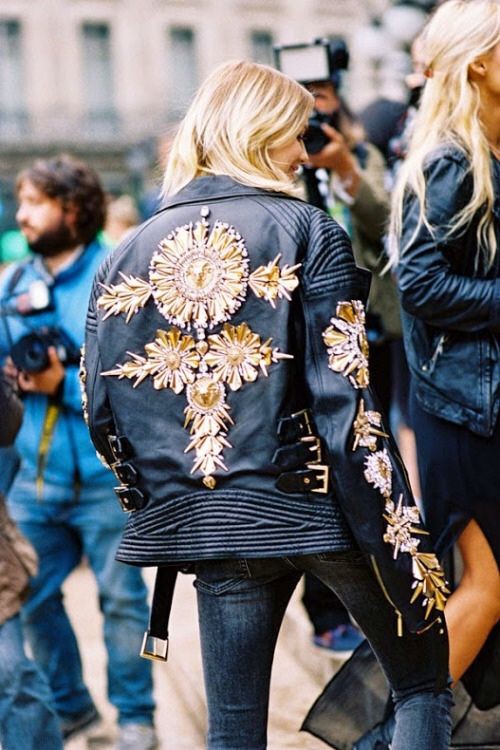 Colour outfit, you must try embellished leather jacket, leather jacket, street fashion, t shirt: T-Shirt Outfit,  Sequin Dresses,  Street Style  