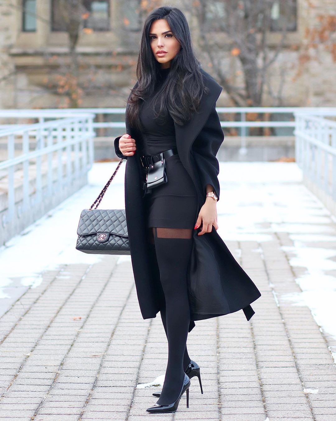black outfit ideas with trench coat, coat, model photography: Trench coat,  Stylish Party Outfits  