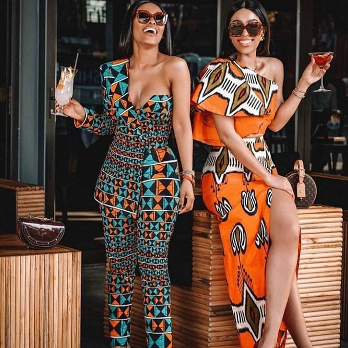 Awesome Printed Costume Design For Ladies: African fashion,  Ankara Dresses,  African Clothing,  Ankara Outfits,  African Attire  