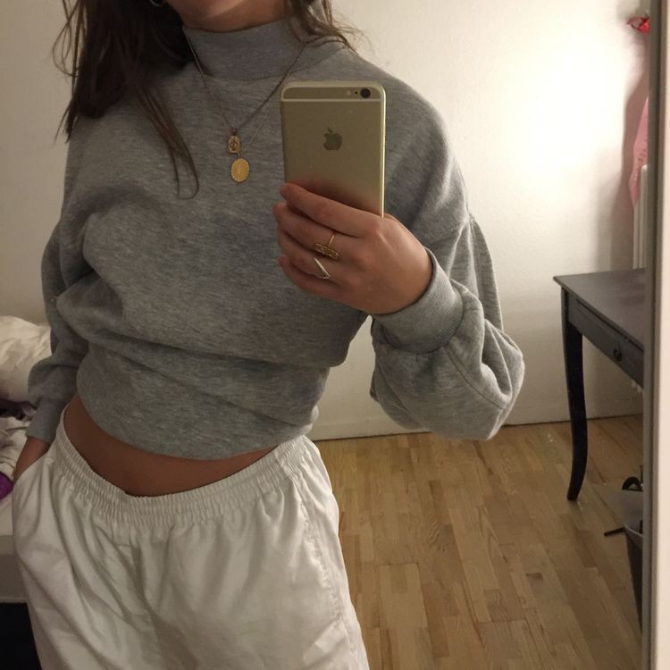 Colour outfit, you must try with sweater, hoodie, denim: Brandy Melville,  Quarantine Outfits 2020  