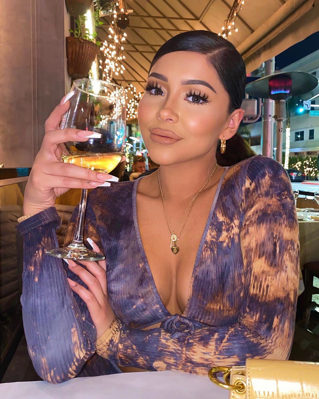 Daisy Marquez, distilled beverage, champagne stemware, wine glass: Daisy Marquez,  Daisy Marquez Instagram  