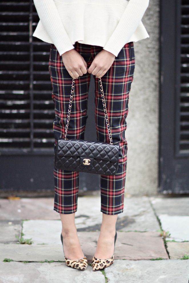 Plaid and leopard outfit, checkered trousers, street fashion: Checkered Trousers,  Street Style,  Plaid Outfits  