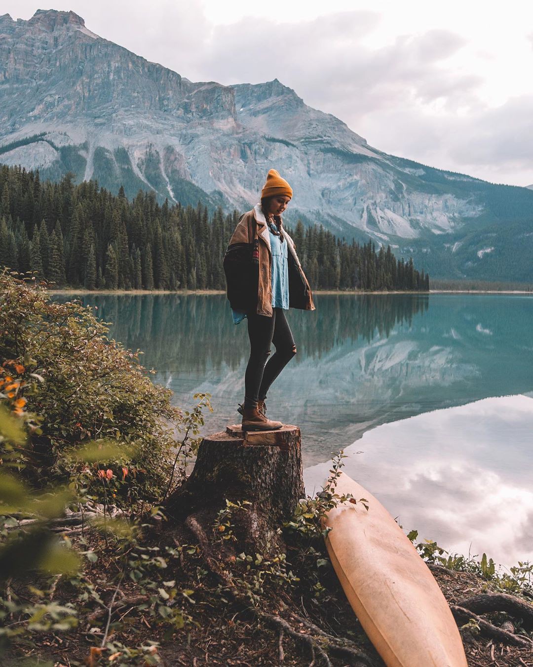 Clothing ideas emerald lake, | Hiking Outfit Ideas | Dal Lake, Emerald ...