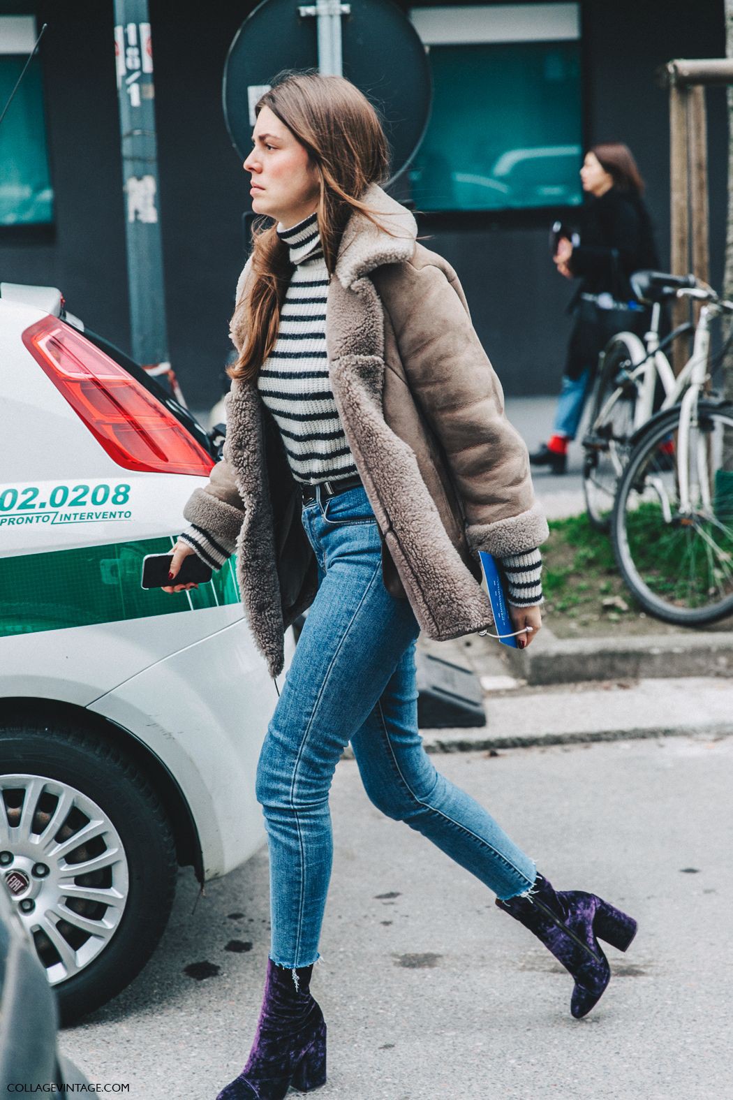 Shearling coat outfits with Velvet shoe street style: winter outfits,  Street Style  