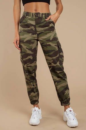 Camo cargo pants womens outfit: cargo pants,  Camo Pants,  Military camouflage,  Active Pants  