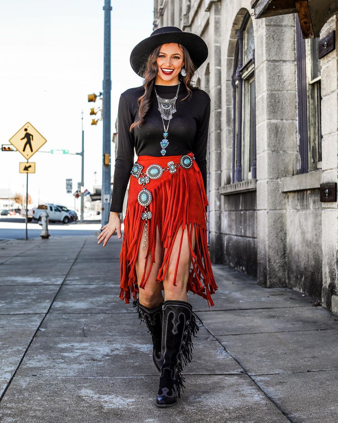 von jetzt an Beziehung Guggenheim Museum cowgirl skirt outfits ...