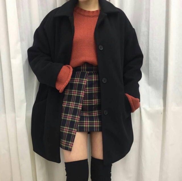 Korean skirt outfit ideas plaid pleated skirt, korean language