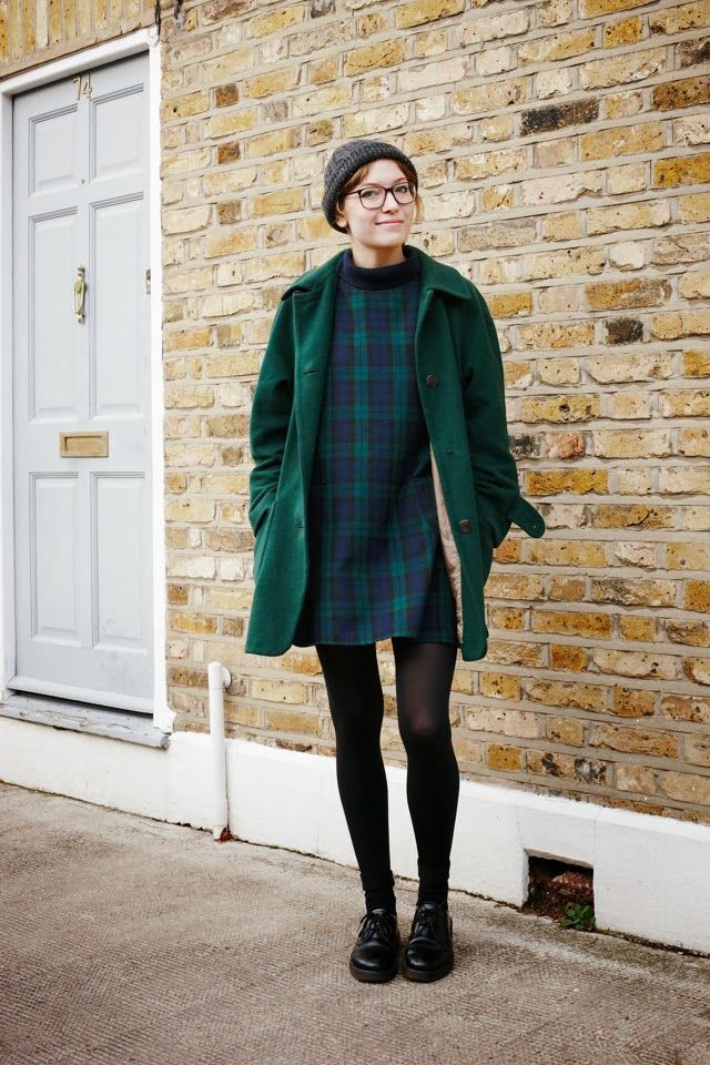 Turquoise and green colour ideas with trousers, overcoat, tartan: Street Style,  Sina Corp,  Turquoise And Green Outfit,  Plaid Outfits  