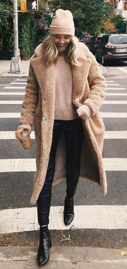 Fashionnova teddy coat outfit, winter clothing, street fashion, polar fleece, fur clothing, teddy bear: winter outfits,  Fur clothing,  Teddy bear,  Polar fleece,  Street Style,  Beige And Brown Outfit,  Furry Coat,  Wool Coat  