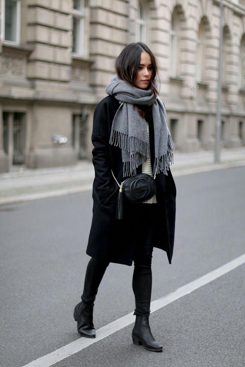 Outfit style classic winter look, vintage clothing, winter clothing, street  fashion, casual wear | Chelsea Boot Outfits | Black Outfit, Chelsea Boots,  Street fashion