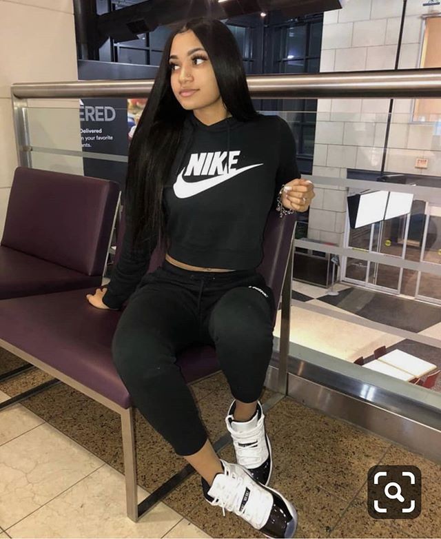 Trendy Baddie Outfit Inspiration For Black Teens: Stylish Teens Outfits,  Trendy Teen Outfits,  Baddie Outfits,  Baddie Outfit College  