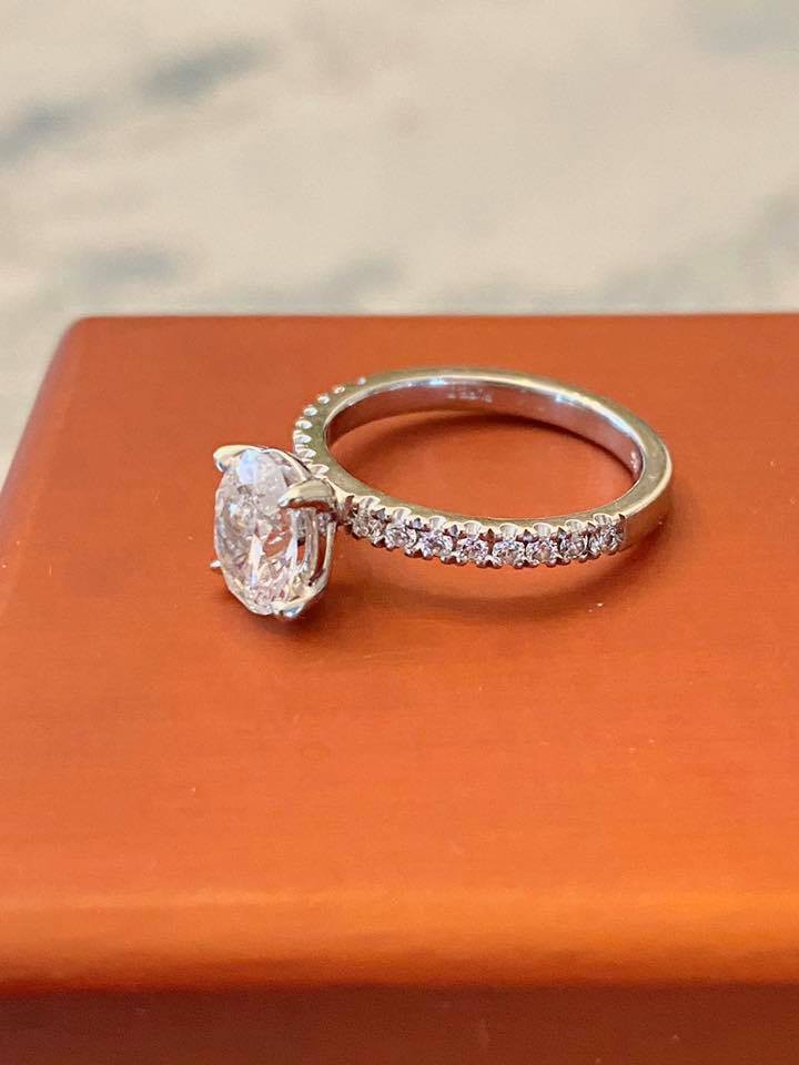 Wide variety of diamond engagement ring White Rock