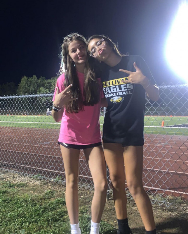Two hot girls