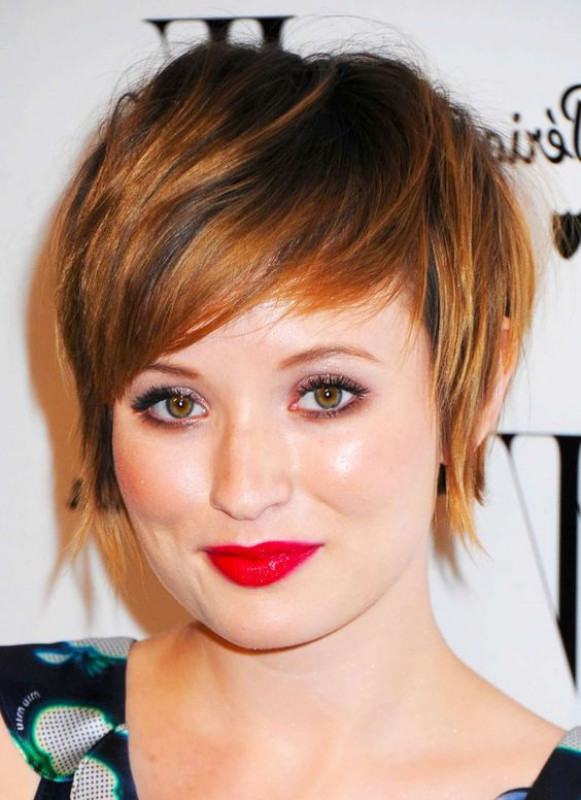 Cutest Short Haircuts for Women with Round Face|Chubby Face Medium Length  Haircuts