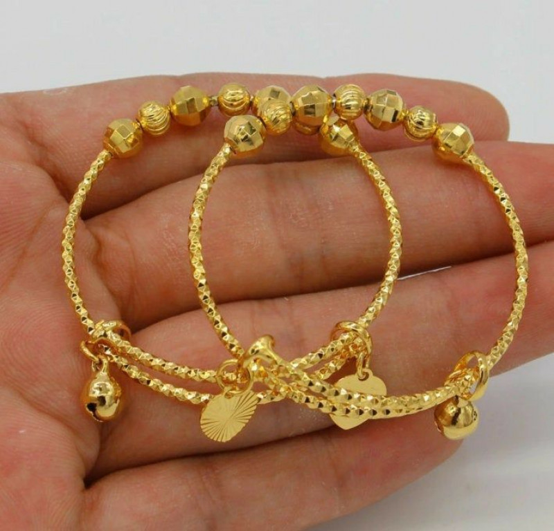 POPULAR NEW BORN BABY JEWELLERY FROM DIAMONDTREE: 