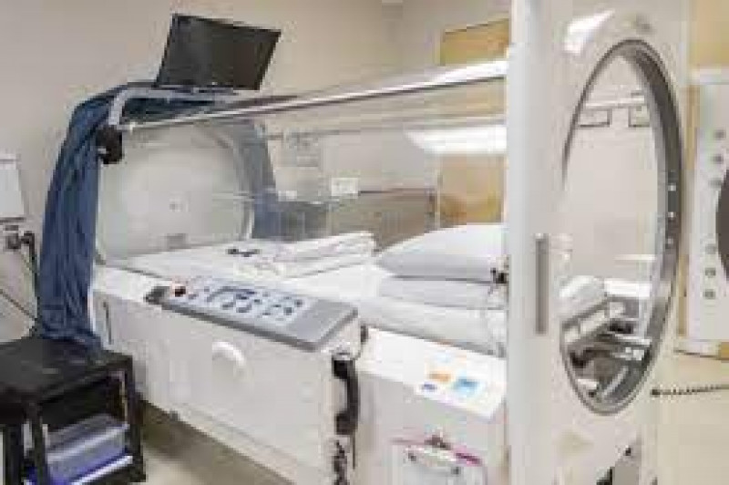 What Is a Hyperbaric Oxygen Chamber Used For?