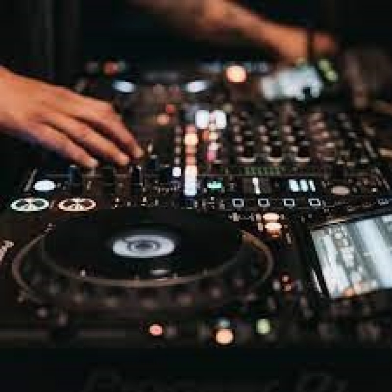 DJ Hire in Sydney: 