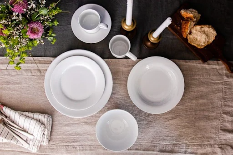 Modern Dinnerware Sets | Tips For Buying One For Your Kitchen: 