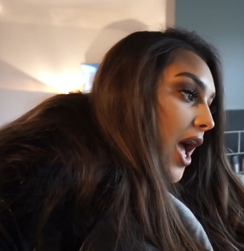 Amy Rose Walker Tongue Mouth Open Girl: 