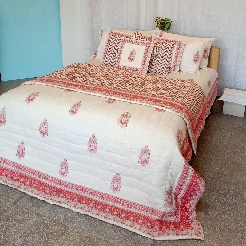 Find the Best-Selling Hand Block Printed Cotton Quilts: 