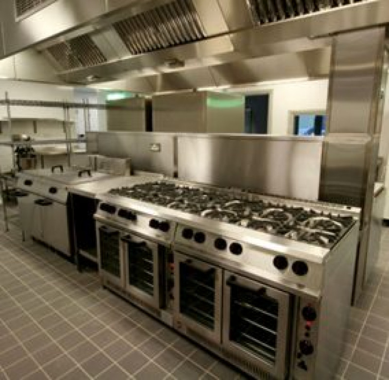 Stainless Steel Benchtops: 
