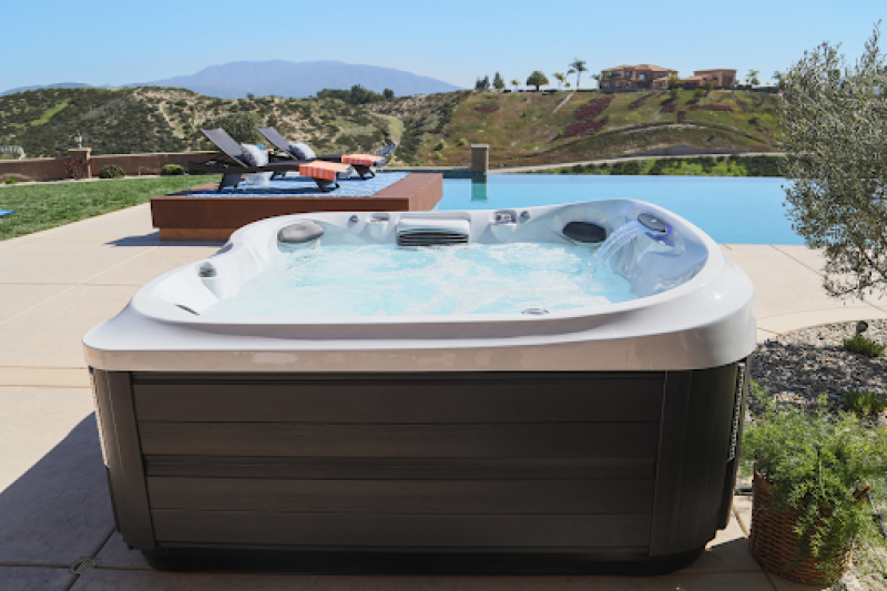 Choosing The Right Hot Tub For Your Lifestyle | Buying Guide: 