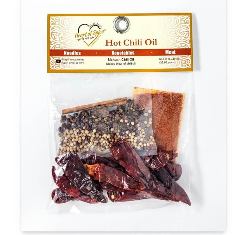Exquisite Blend for Culinary Heat: Heart of Spice Hot Chili Oil Infusion: 