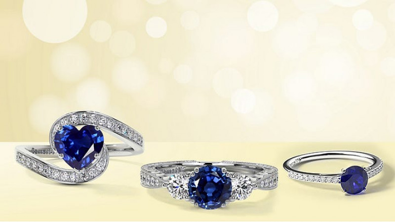 Best Sapphire Engagement Rings For A Romantic Holiday Proposal