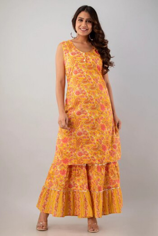 Breathe Easy: The Benefits of Swadeshi Cotton Sleeveless Kurtis: 