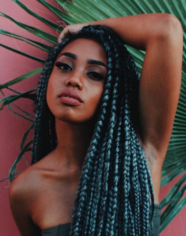 Braid Brilliance: Use Kinky Curly Braids to Express Yourself: 