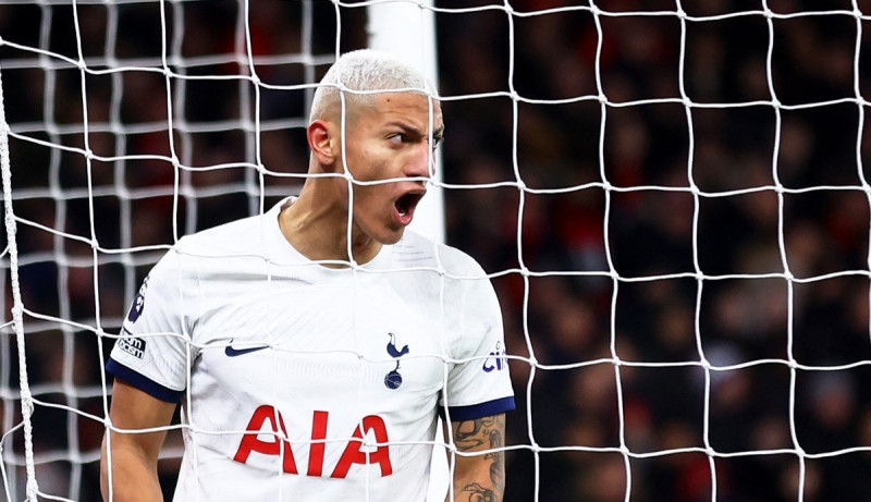 Tottenham without Son Heung-min, 2-2 against Manchester United 5th place, behind Arsenal on goal difference: 