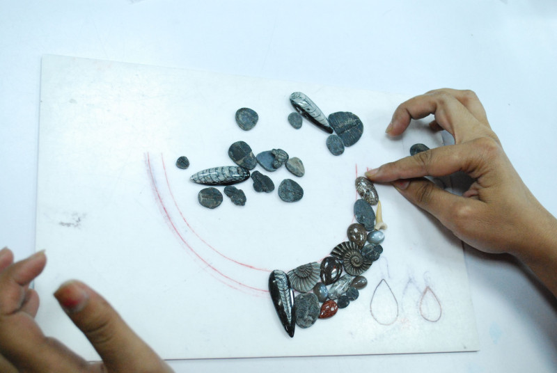Wholesale Wonders: Custom Jewelry Tailored to Your Taste: 