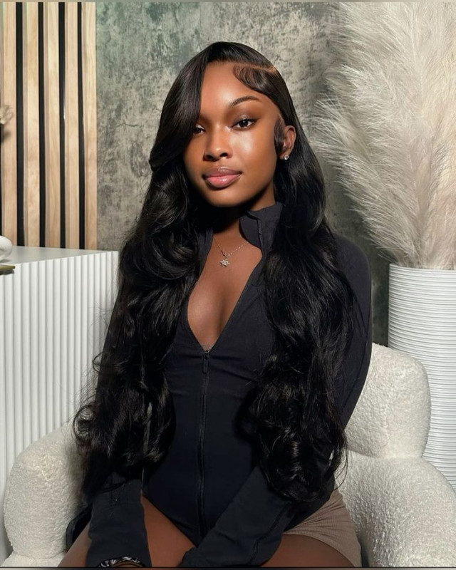 Elevate Your Look with Premium Wigs Front Lace Technology: 