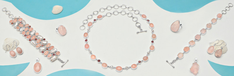 The Beauty of Rose Quartz: Exploring the World of Rose Quartz Jewelry: 