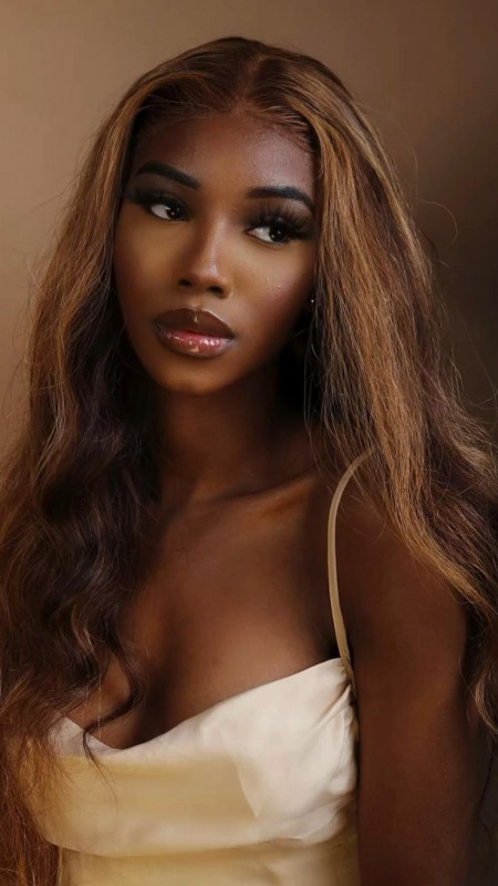 Discover the Beauty of Realistic Wigs: 