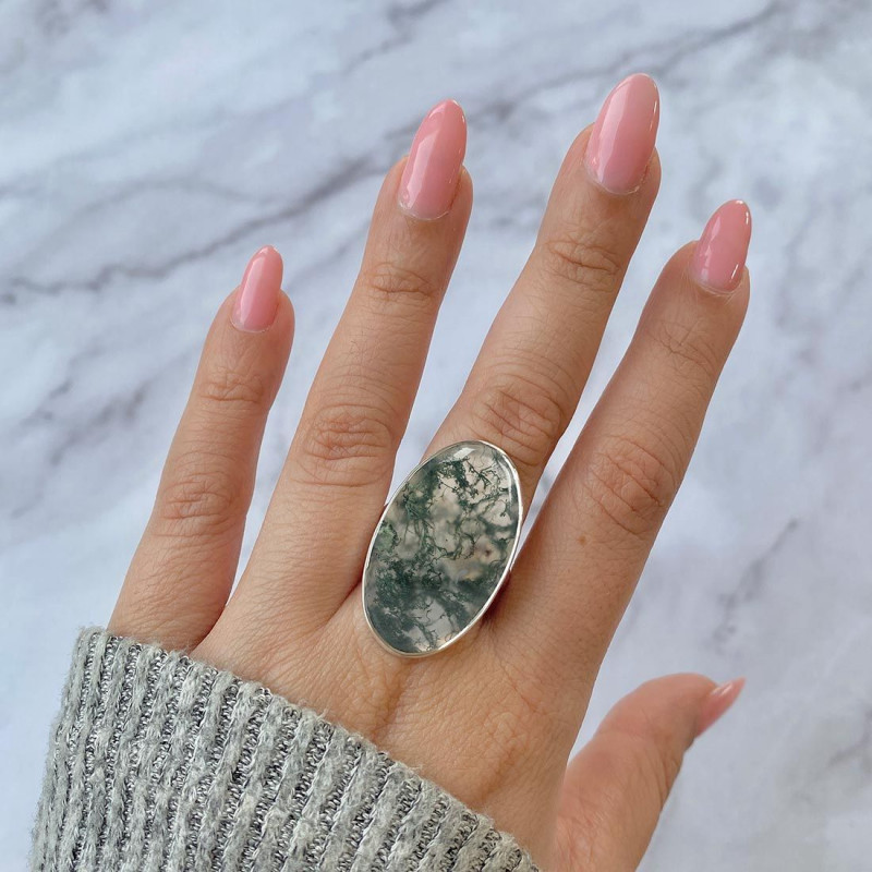 Embrace Moss Agate Jewelry's Organic Charm: 