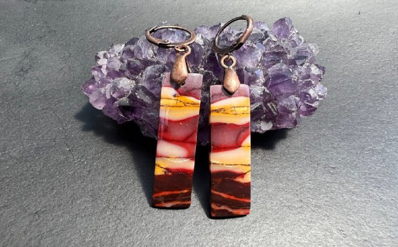 Captivating Mookaite Jewelry Designs: 